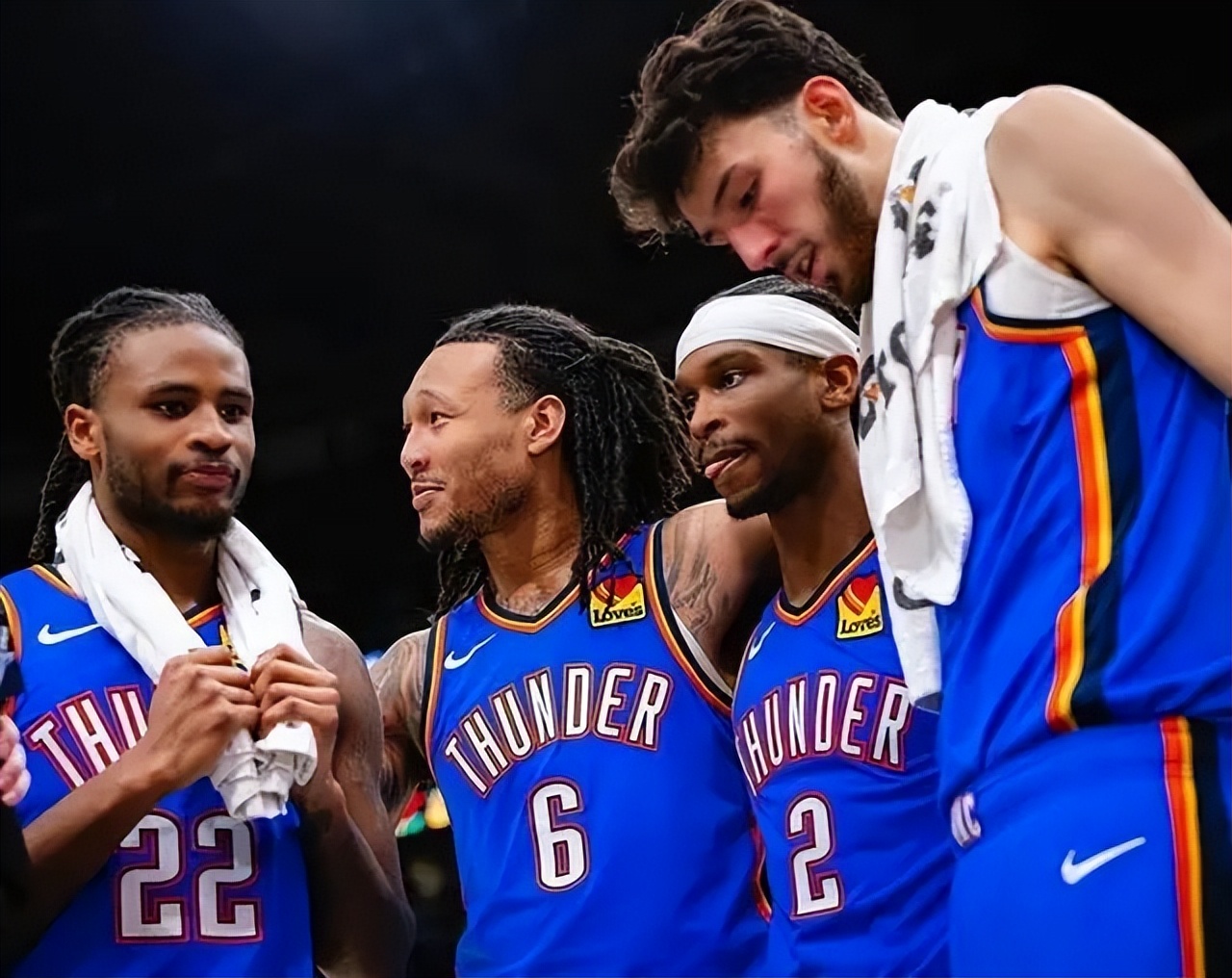 足球中超球队前锋脚踝受伤，赛季恐报销