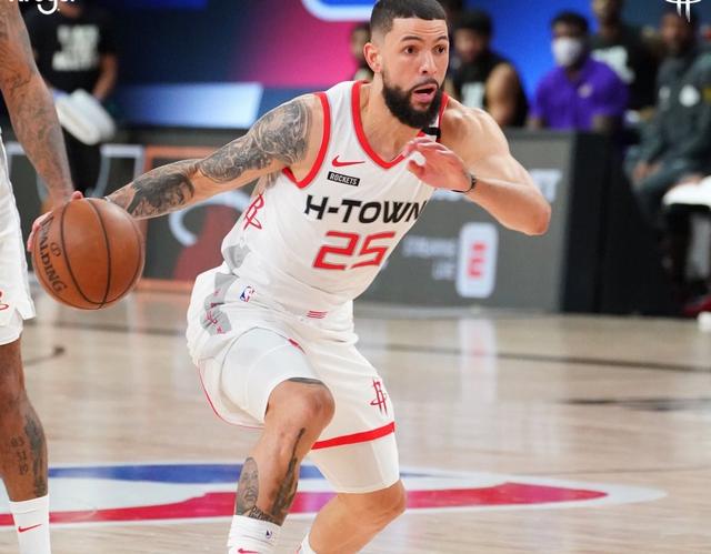 世预赛-前田大然中柱错失良机 沙特客场0-0日本两轮收获4分