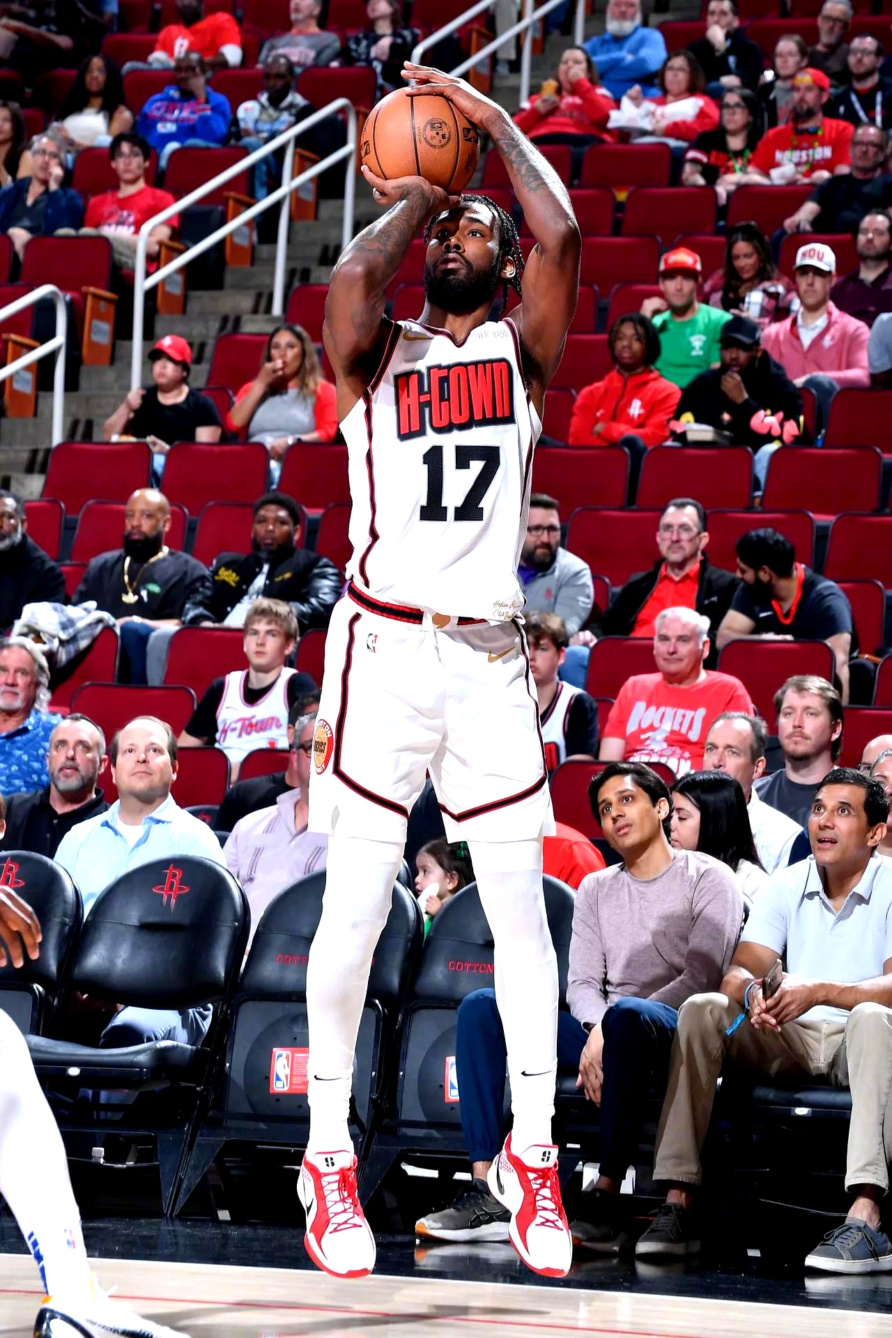 ESPN：曼联重点关注边翼卫引援，并且有7名中场目标