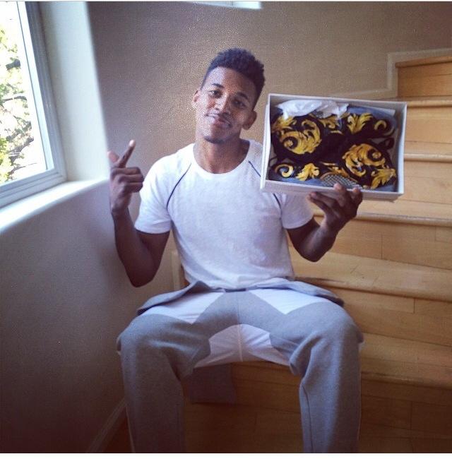 半场战报：本菲卡0-0勒沃库森，奥塔门迪中柱