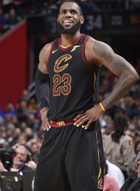 潘威伦职业精神回顾